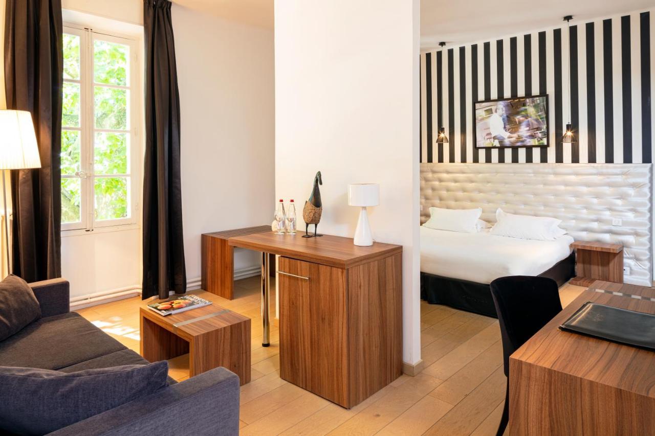 Le Pre Du Moulin - Maison Alonso - Hotel & Restaurant Sérignan-du-Comtat エクステリア 写真
