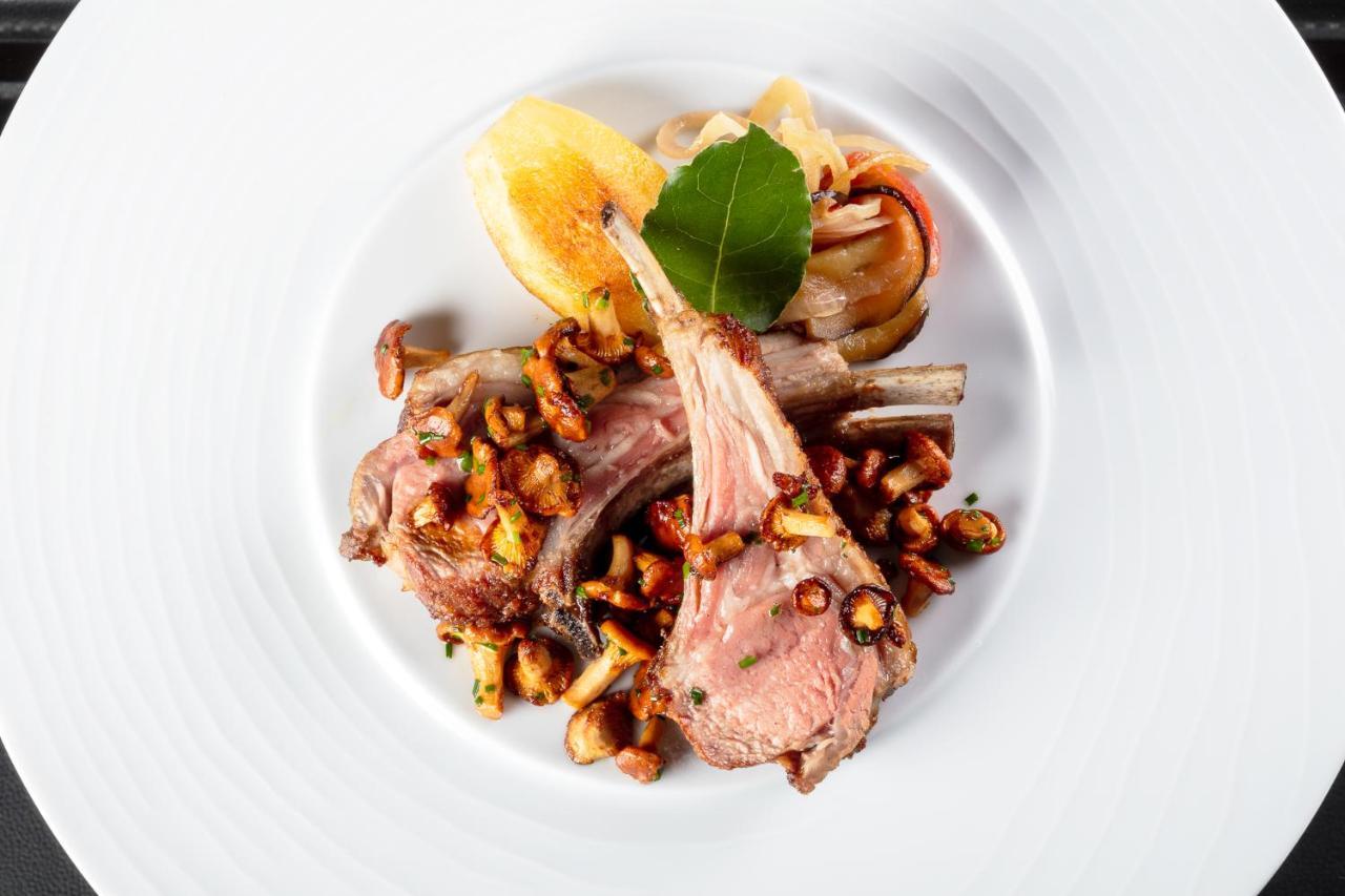 Le Pre Du Moulin - Maison Alonso - Hotel & Restaurant Sérignan-du-Comtat エクステリア 写真