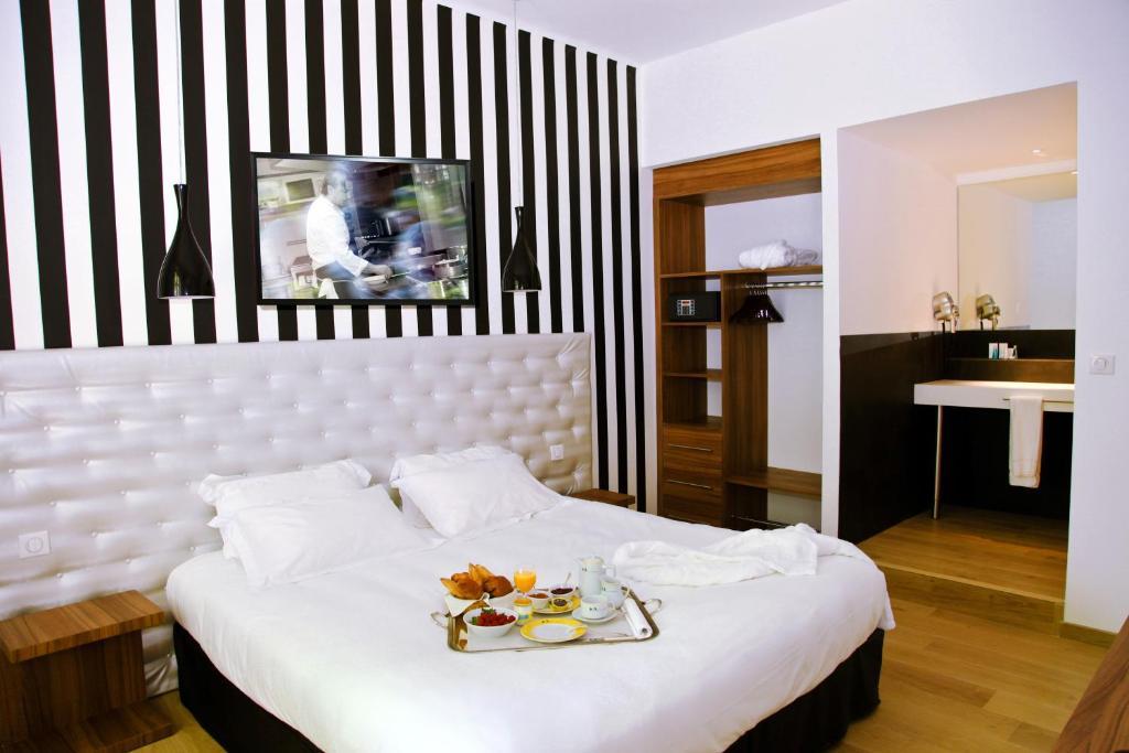 Le Pre Du Moulin - Maison Alonso - Hotel & Restaurant Sérignan-du-Comtat 部屋 写真