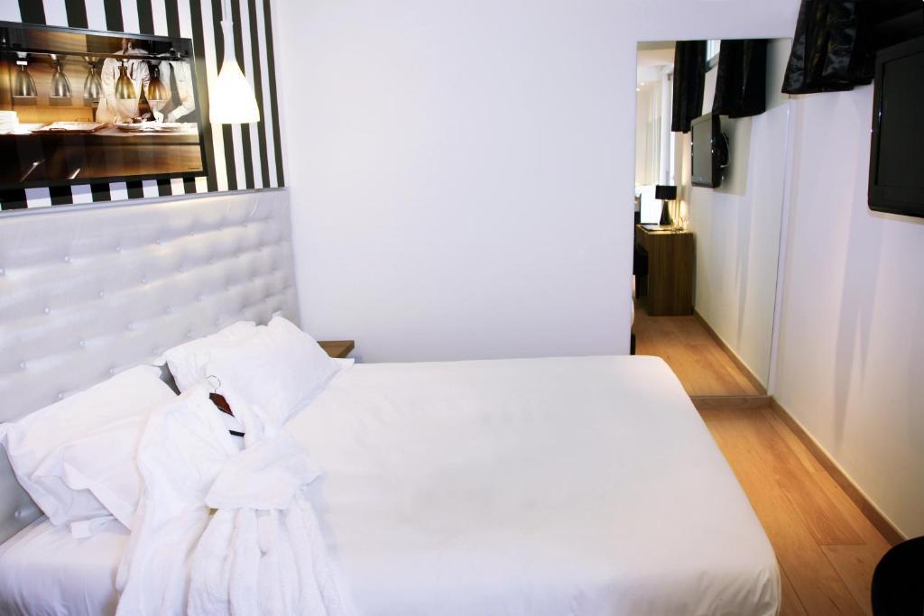 Le Pre Du Moulin - Maison Alonso - Hotel & Restaurant Sérignan-du-Comtat 部屋 写真