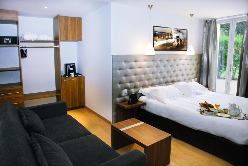 Le Pre Du Moulin - Maison Alonso - Hotel & Restaurant Sérignan-du-Comtat 部屋 写真
